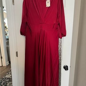 Essence of Elegance Dainty Jewells red satin dress